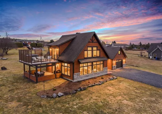 Un étage et demi à vendre - 309 Rue des Lilas, Lambton, G0M1H0