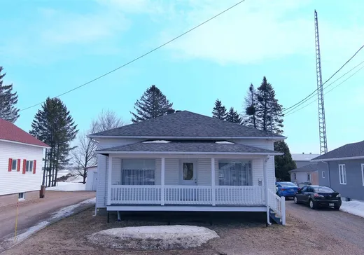 House for sale - 3100 Rue Laflèche, Saint-Paulin, J0K 3G0