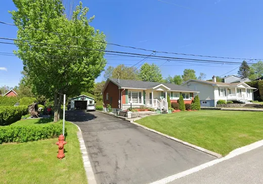 Bungalow à vendre - 108 Rue Raby, Sherbrooke, J1G3T3