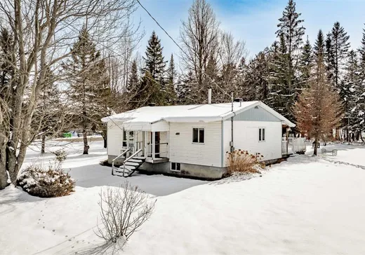 Bungalow à vendre - 145 Rue de Cookshire, Waterville, J0B3H0