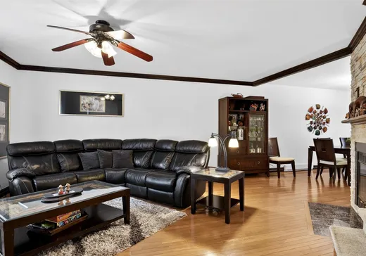 Condo à vendre - 2420 Rue du Dr-Noël-Varin, Sainte-Marthe-sur-le-Lac, J0N 1G4