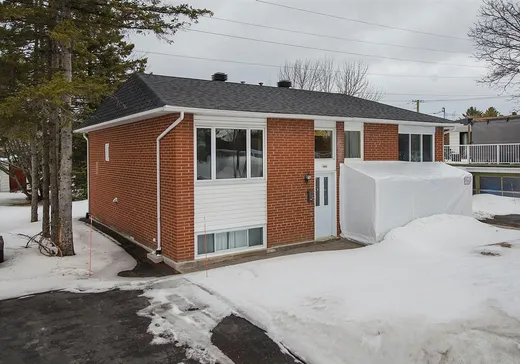 Bungalow à vendre - 9955 Rue de Martigny, Ville de Québec, G2B2C8