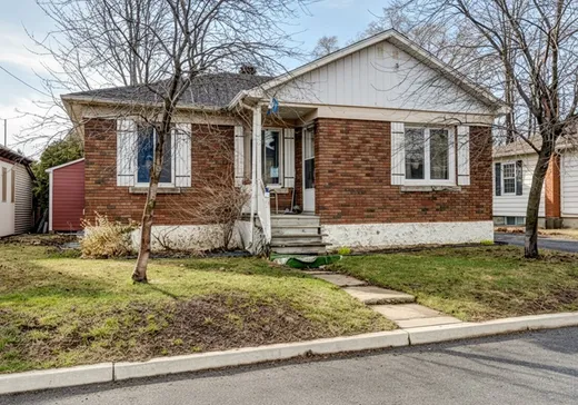 House for sale - 347 Rue Lacroix, Contrecoeur, J0L 1C0