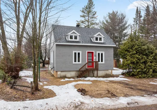 Maison à étages à vendre - 710 Av. des Saules, St-Felix-De-Valois, J0K2M0