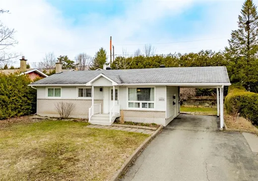 Bungalow à vendre - 4075 Rue de la Prairie, Les Nations, J1L1L3