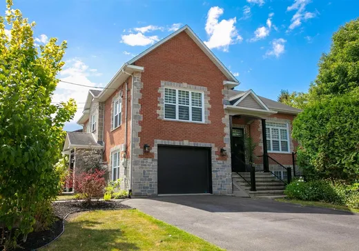 Maison à vendre - 1800 Rue du Vermont, Sherbrooke, J1J 1H1