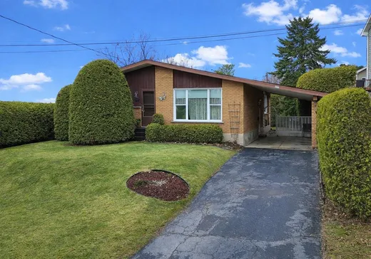 Bungalow à vendre - 211 Rue Farwell, Sherbrooke, J1J2S5