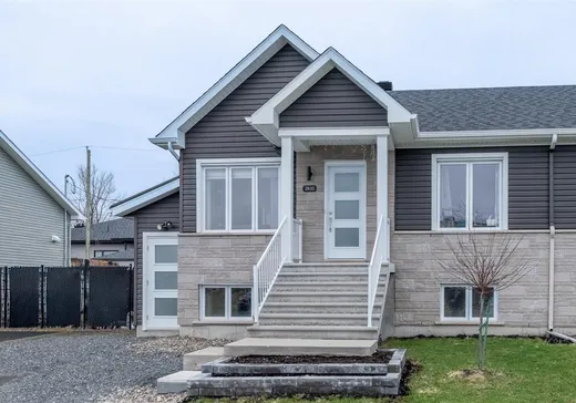 Bungalow for sale - 2830 Rue Du Gouverneur, Drummondville, J2B0S4