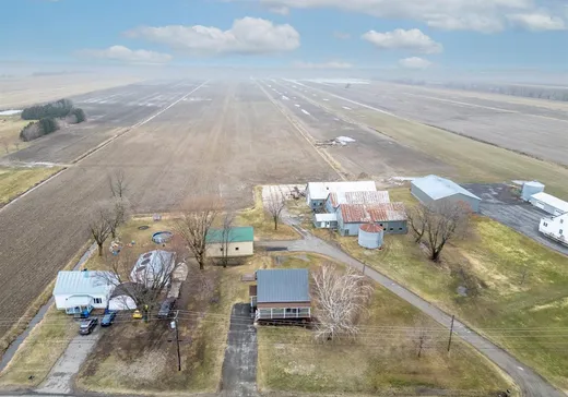 House for sale - 209 Route Marie-Victorin, Baie-du-Febvre, J0G 1A0