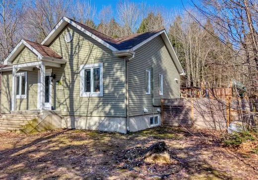 Maison à vendre - 104 Rue Francis, Sainte-Sophie, J5J 0C2