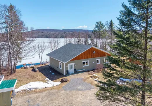 Maison à vendre - 118 Ch. de la Baie-Claire, Labelle, J0T 1R0