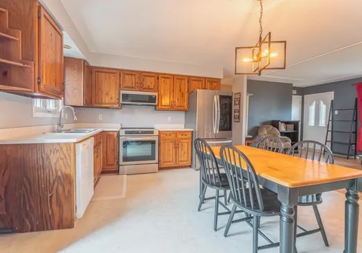 House for sale - 11 Rue Germain, Warwick, J0A 1M0