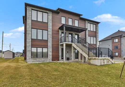 Condo à vendre - 669 Rue du Chardonnay, Sainte-Marthe-sur-le-Lac, J0N1P0