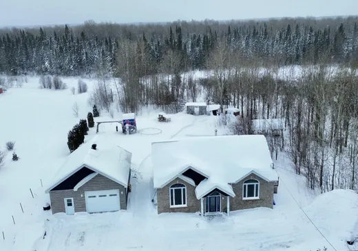 Two or more stories for sale - 2209 Route de St-Philippe, Val-d'Or, J9P4N7