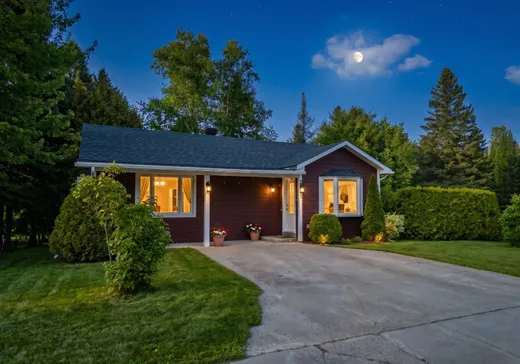 Maison à vendre - 2267 Rue de l'Église, Val David, J0T 2N0