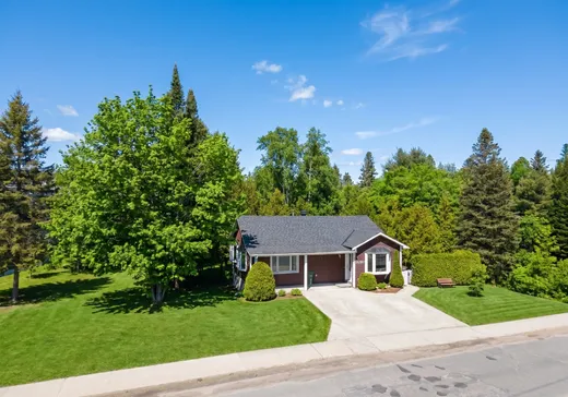 Maison à vendre - 2267 Rue de l'Église, Val David, J0T 2N0