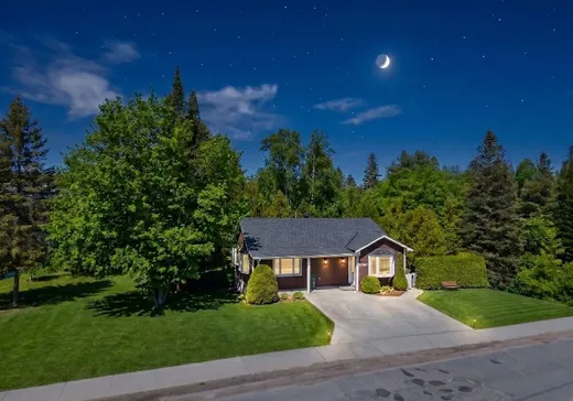 Maison à vendre - 2267 Rue de l'Église, Val David, J0T 2N0
