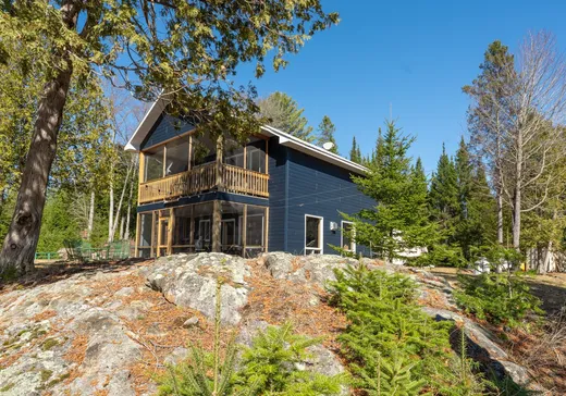 Two or more stories for sale - 20 Ch. de l'Aigle, Val-des-Bois, J0X3C0