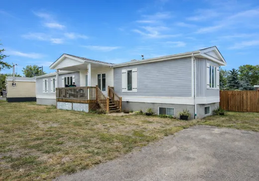 Maison à étages à vendre - 103 Rue Yves, Brigham, J2K4V8