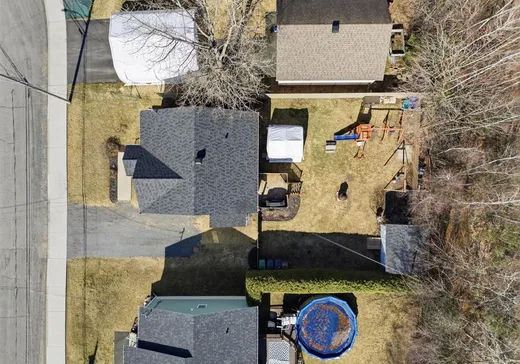 Maison à vendre - 75 Rue Deblois, Drummondville, J2A 4J7