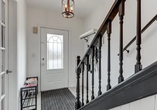 House for sale - 494 Rue St-Joseph, Brownsburg-Chatham, J8G 2Z1