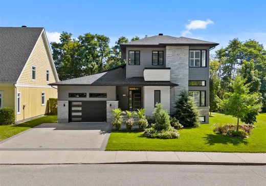 Maison à vendre - 795 Rue Girouard E., Saint-Hyacinthe, J2S 7Z1