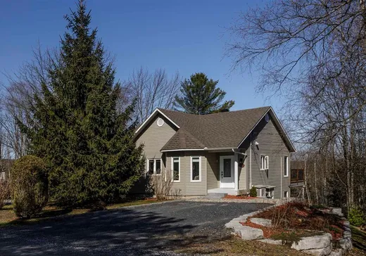 Bungalow for sale - 7 Rue de l'Alizé, Orford, J1X6Y7