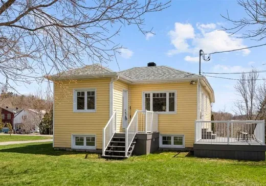 Bungalow à vendre - 28 Ch. St-Clément, Chelsea, J9B2L3