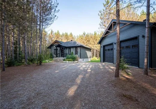 Bungalow for sale - 80 Rue de la Paix, St-Come, J0K2B0