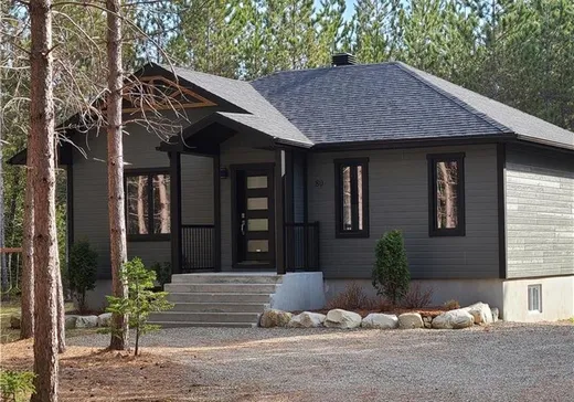 House for sale - 80 Rue de la Paix, St-Come, J0K 2B0