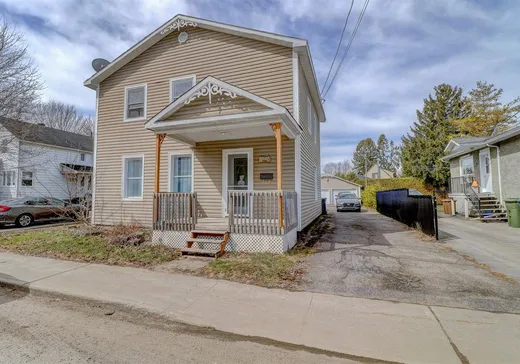 Maison à étages à vendre - 156 Rue Fraser, Lochaber-Partie-Ouest, J0X3B0