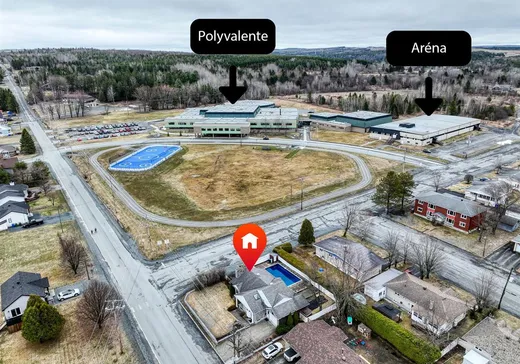 Maison à vendre - 1074 Rue Morin, Thetford Mines, G0N 1E0