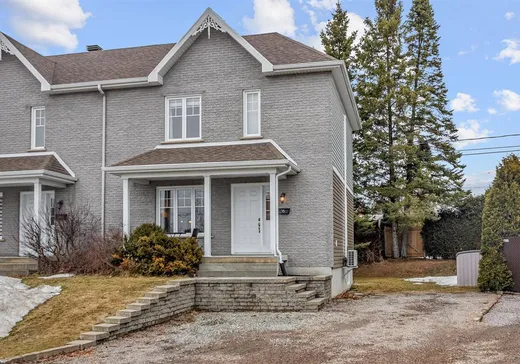 Two or more stories for sale - 35 Rue de l'Apiculteur-Verret, Charlesbourg, G2M0L3