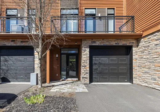Maison à vendre - 97 Av. de l'Hôtel-de-Ville, Bromont, J2L 0N1