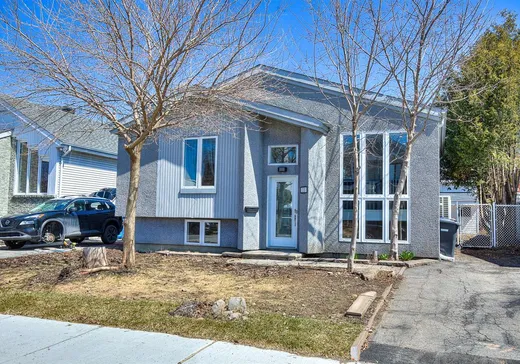 Bungalow à vendre - 220 Rue François-Baillairgé, Laval (Chomedey), H7L5G5