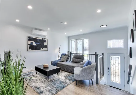 Maison à vendre - 220 Rue François-Baillairgé, Laval (Chomedey), H7L 5G5
