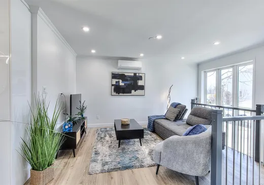 Maison à vendre - 220 Rue François-Baillairgé, Laval (Chomedey), H7L 5G5