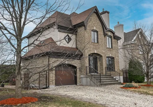 Maison à vendre - 3048 Rue du Blizzard, Sainte-Marthe-sur-le-Lac, J0N 1P0