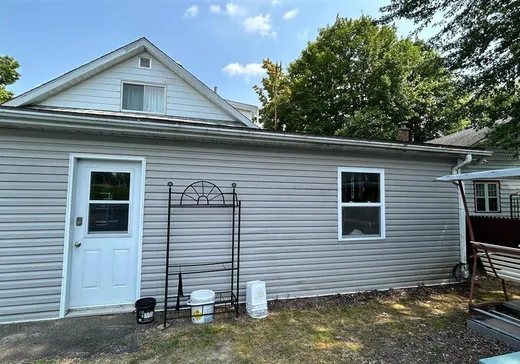 Maison à vendre - 104 Rue Foch, Granby, J2G 6B3