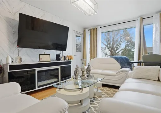 Maison à vendre - 2404 Rue de la Sultane, Les Rivières, G2B 1S4