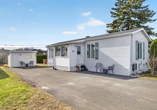 Maison mobile à vendre - 23 Place Ouellet, Drummondville, J2E1A5