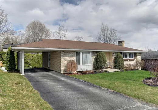 Bungalow à vendre - 2850 Rue des Ormes, Sherbrooke, J1L1G2