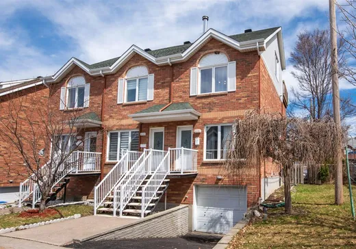 Maison à étages à vendre - 11334 Av. Armand-Lavergne, Montréal (Nord), H1H5W4