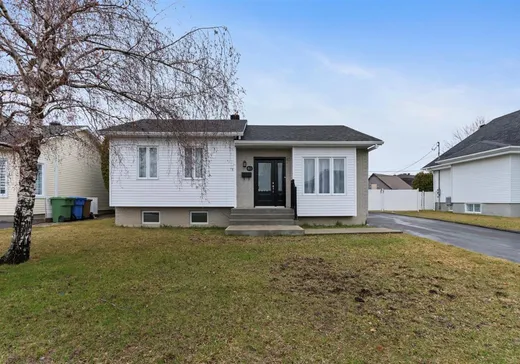 Paliers multiples à vendre - 69 Rue Louis-Dantin, Léry, J6N3N1