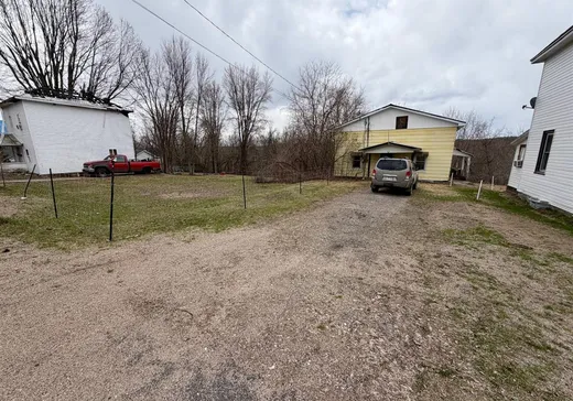 Maison à vendre - 29 Rue Front, Campbell's Bay, J0X 1K0