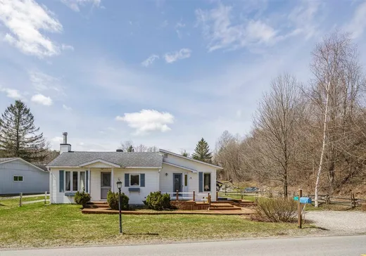 Bungalow for sale - 13 Ch. du Lac-d'Argent, Eastman, J0E1P0