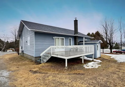 Maison à vendre - 70 Ch. des Fondateurs, La Minerve, J0T 1S0