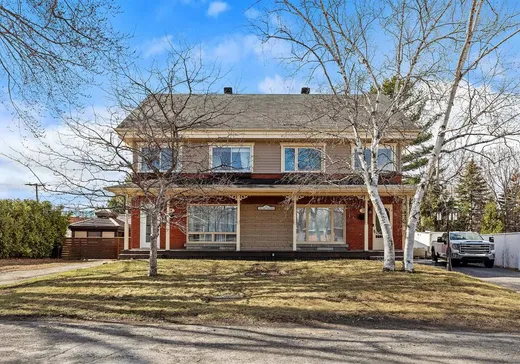 Two or more stories for sale - 24 Rue Vincent, Repentigny, J6A4H8