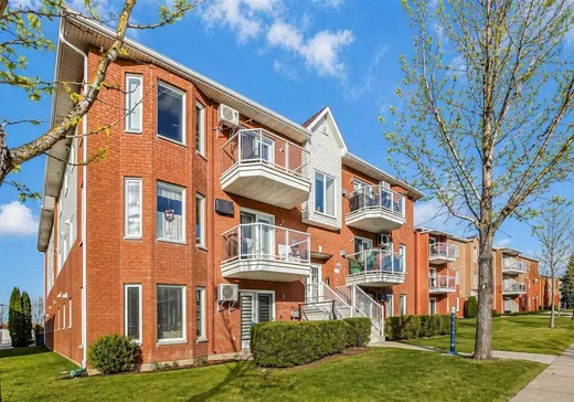Condo for sale - 2550 Boul. Jacques-Marcil, App. 202, St-Hubert, J3Y 9A3