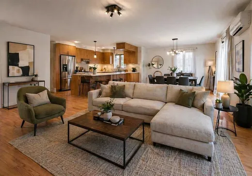 Condo for sale - 2550 Boul. Jacques-Marcil, App. 202, St-Hubert, J3Y 9A3